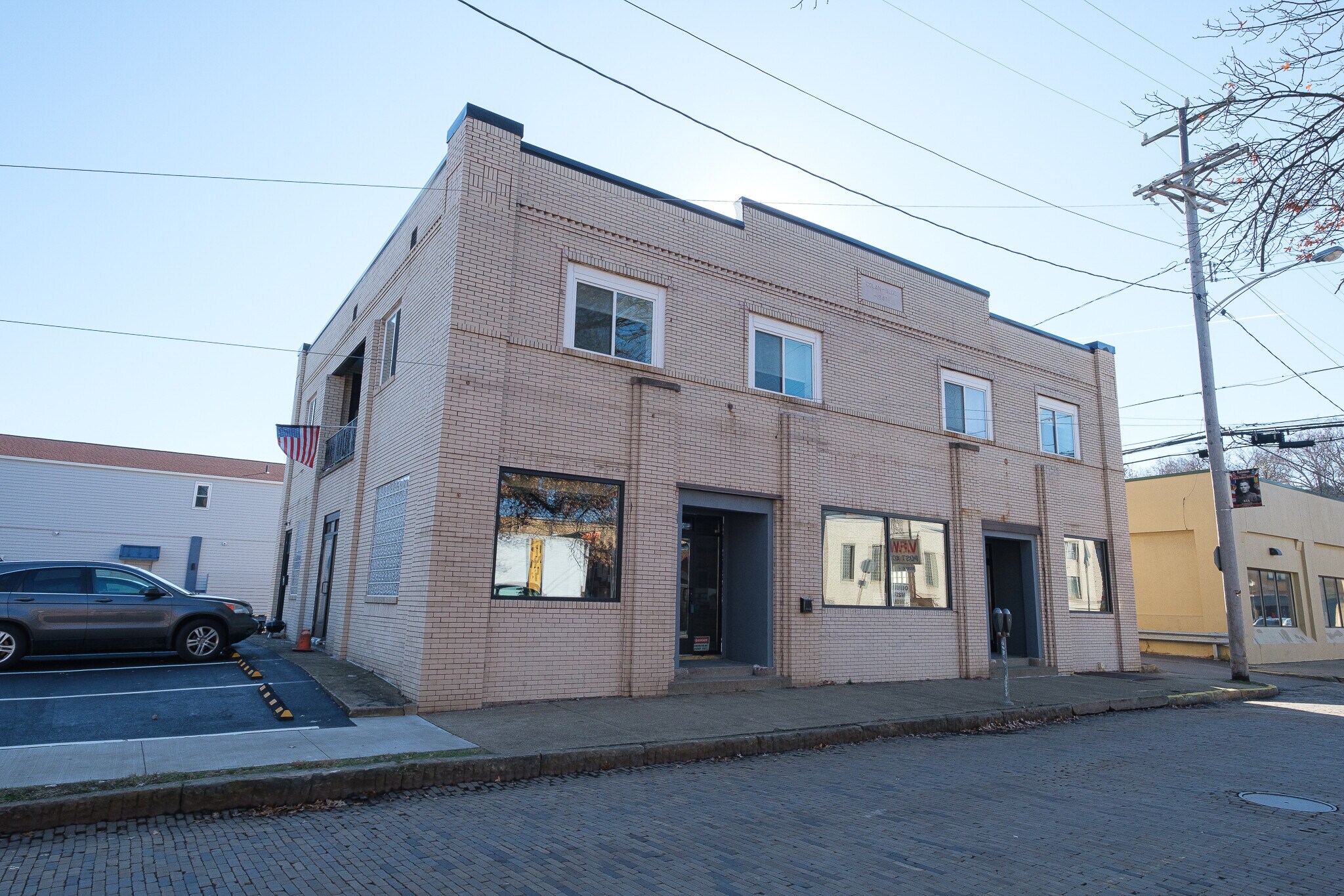 409 Mulberry St, Coraopolis, PA for sale Building Photo- Image 1 of 1