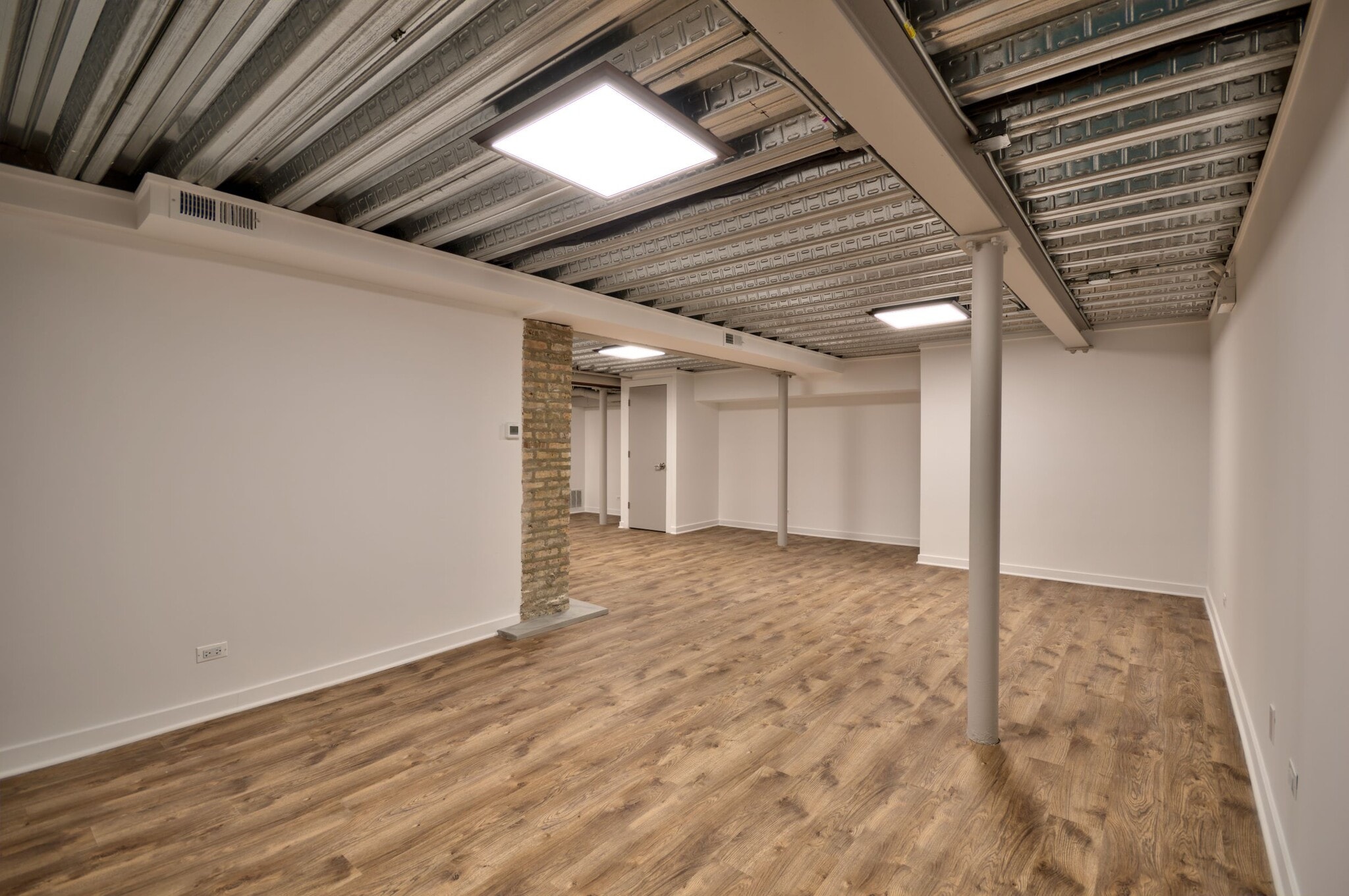 3404-3412 N Sheffield Ave, Chicago, IL for lease Building Photo- Image 1 of 7