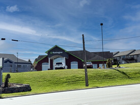 3801 Boardman Canfield Rd, Canfield OH - Drive Through Restaurant