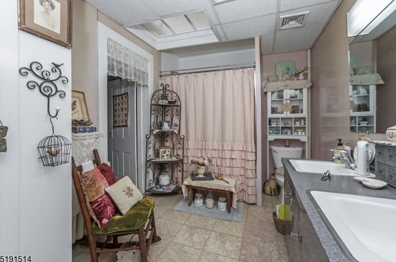 371 Pittstown Rd, Pittstown, NJ 08867 Retail for Sale