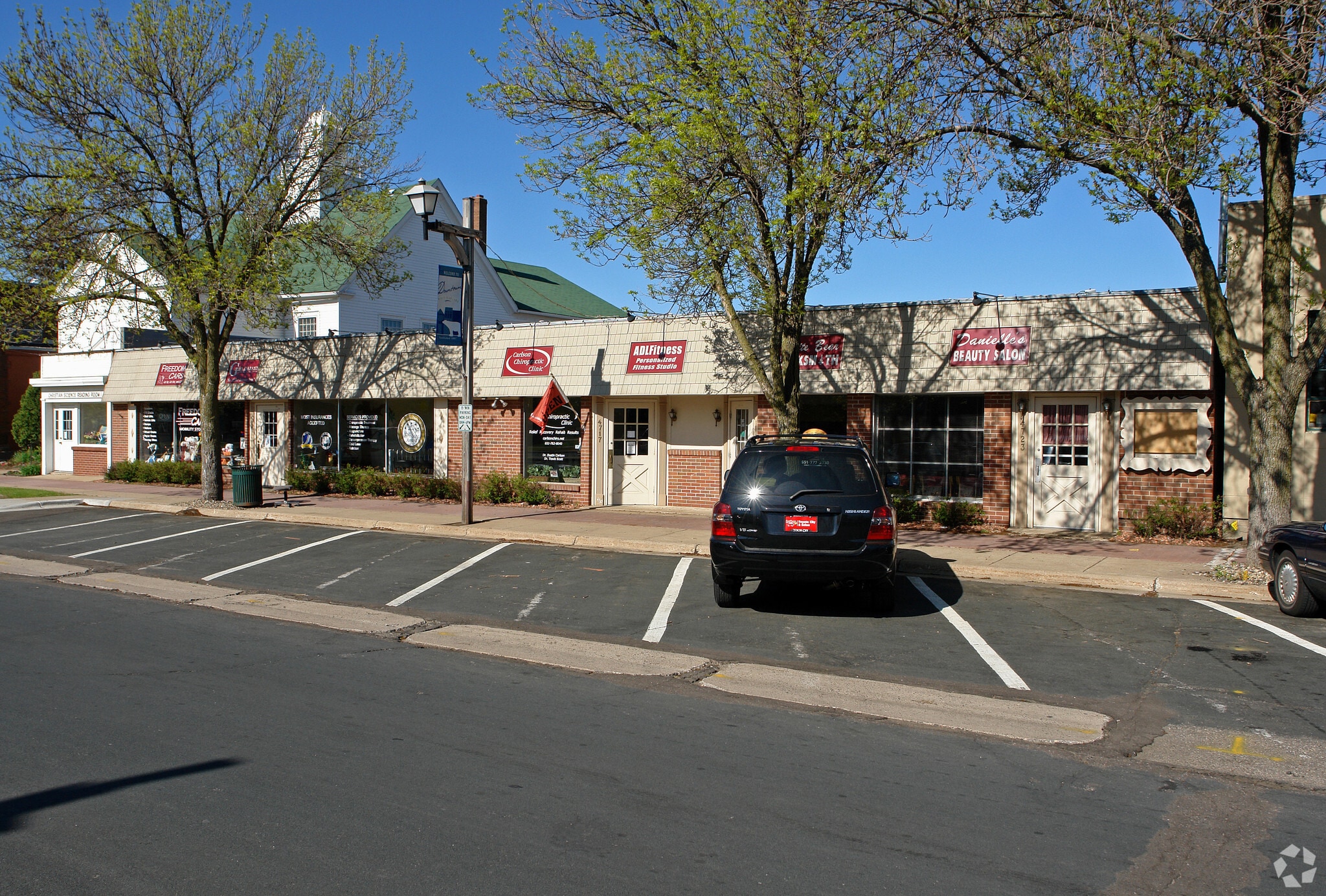 4711-4723 Clark Ave, White Bear Lake, MN for lease Primary Photo- Image 1 of 4