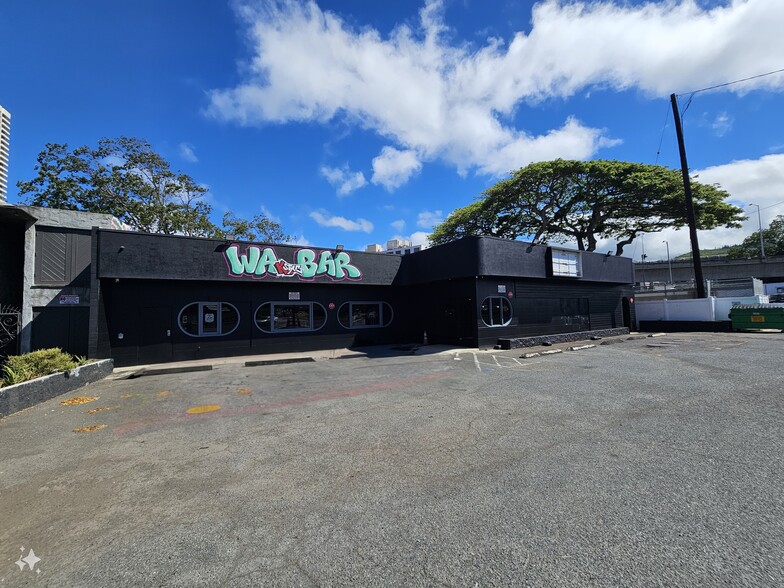 2836 Kapiolani Blvd, Honolulu, HI for sale - Building Photo - Image 2 of 17