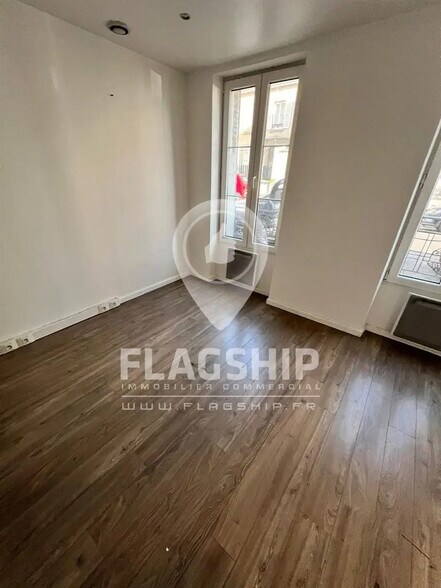 Office in Charenton-le-Pont for lease - Interior Photo - Image 3 of 5