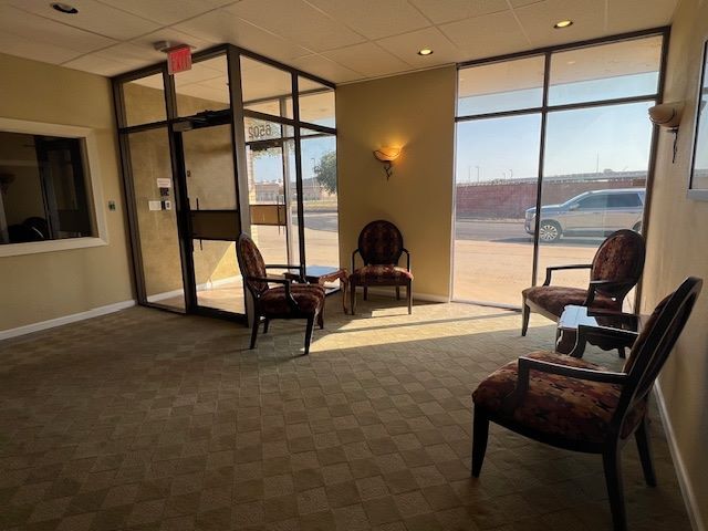 6502 Caprock Dr, Lubbock, TX for lease - Building Photo - Image 2 of 21