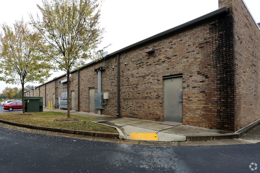 5770 Bethelview Rd, Cumming, GA for lease - Building Photo - Image 2 of 5