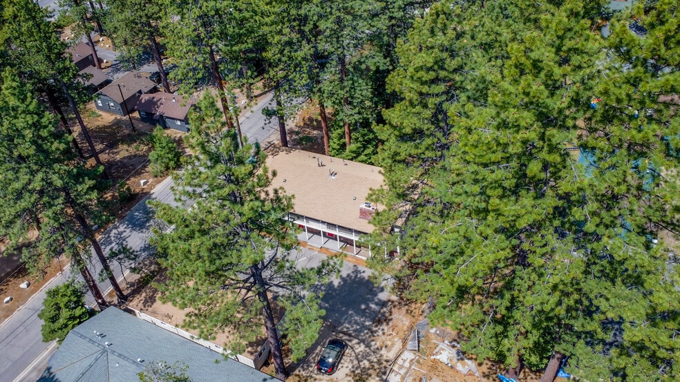673 James Ave, South Lake Tahoe, CA for sale - Aerial - Image 3 of 31