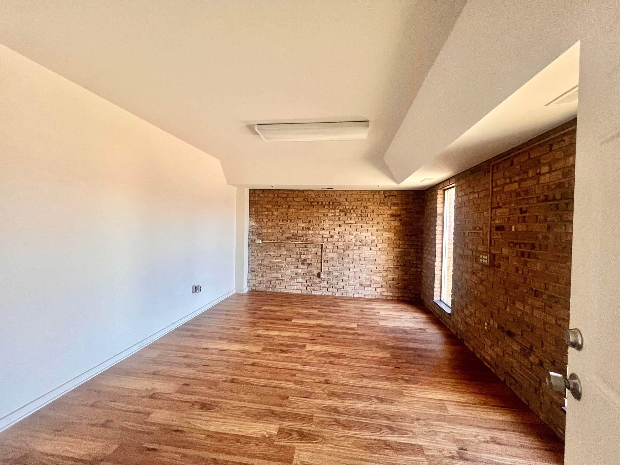 1817 W Stadium Blvd, Ann Arbor, MI for lease Interior Photo- Image 1 of 2