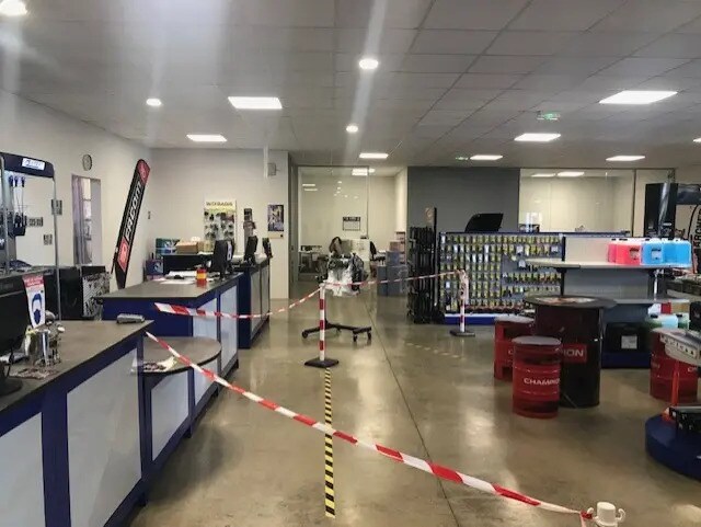 23 Avenue De Lourdes, Odos for lease - Interior Photo - Image 2 of 11