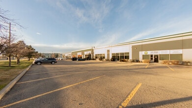 5200 64th Ave SE, Calgary, AB for lease Building Photo- Image 2 of 10
