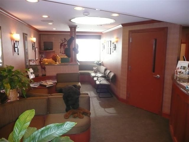 475 White Plains Rd, Eastchester, NY for sale - Building Photo - Image 2 of 8