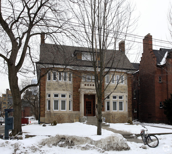 483 Huron St, Toronto, ON for lease - Building Photo - Image 3 of 3