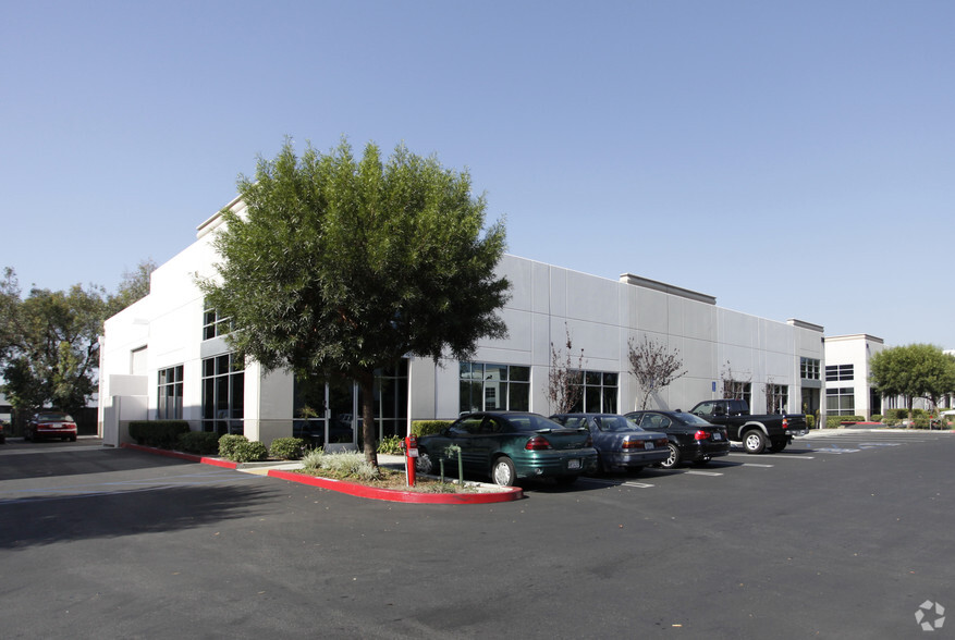 5 Holland, Irvine, CA for lease - Building Photo - Image 1 of 5