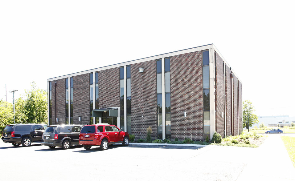 3001 Plymouth Rd, Ann Arbor, MI for lease - Building Photo - Image 2 of 3