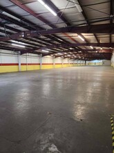 4115 University Blvd W, Jacksonville, FL for lease Interior Photo- Image 2 of 11