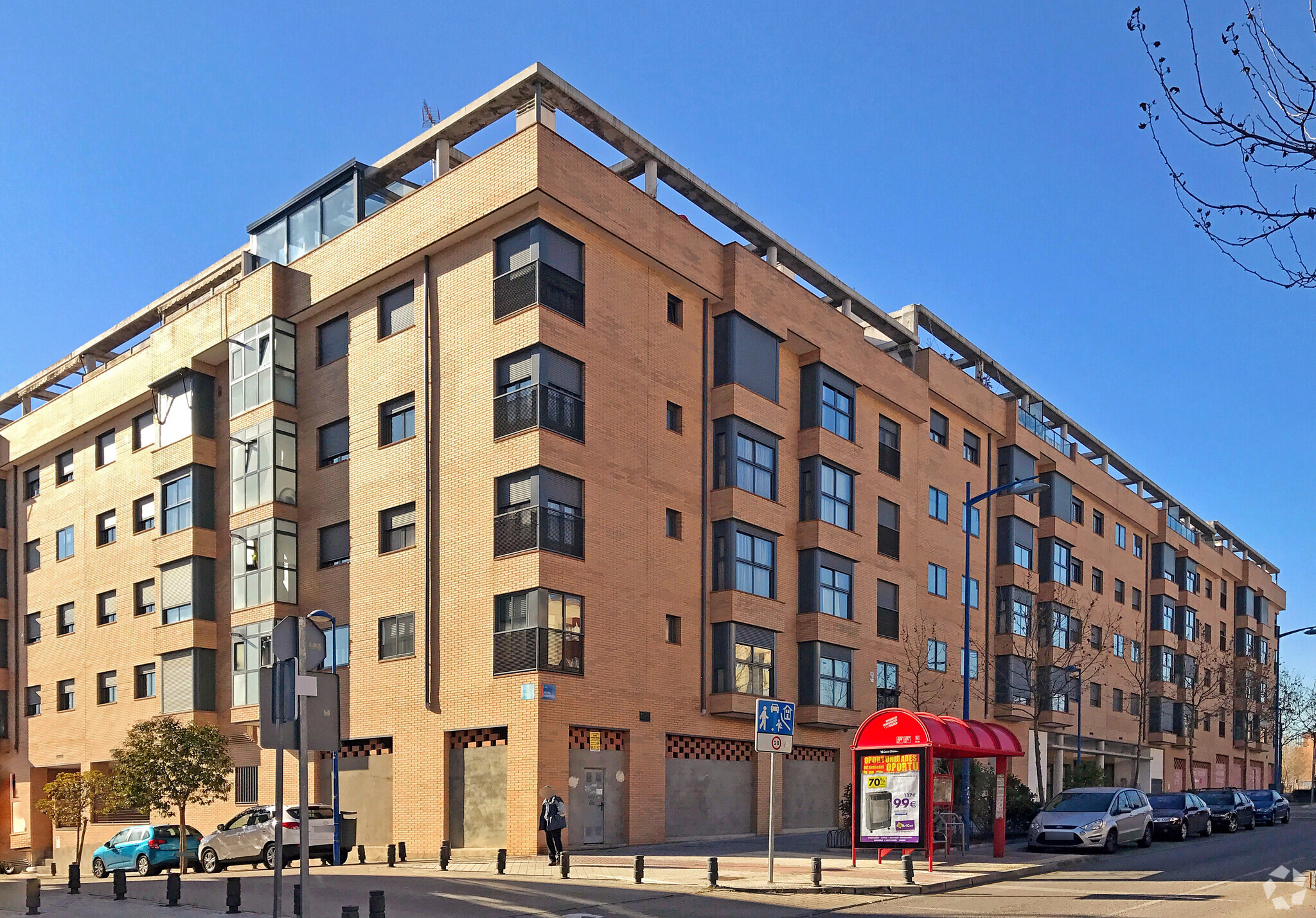 Calle Anita Martínez, 7, Leganés, Madrid for sale Primary Photo- Image 1 of 3