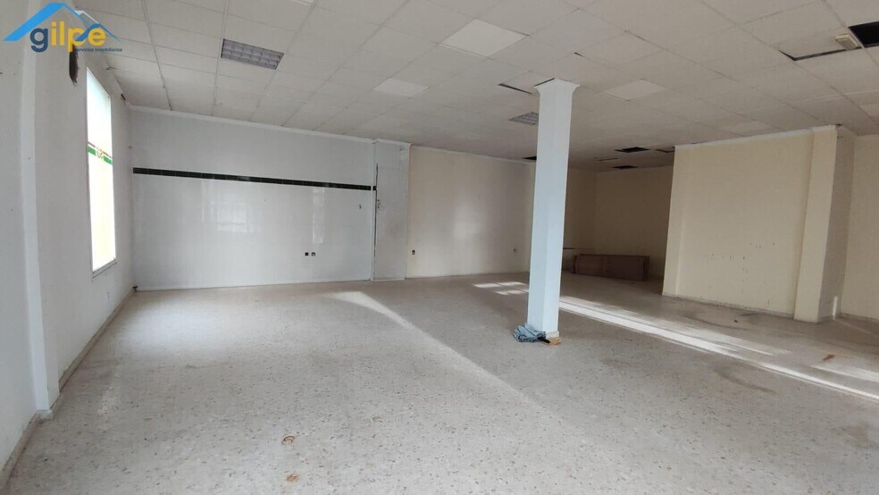 Retail in Marchena for sale - Building Photo - Image 2 of 6