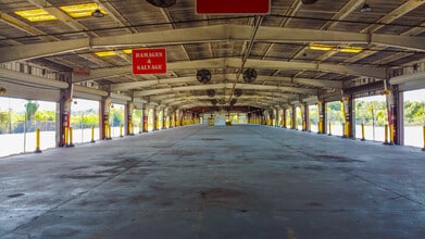 9801 Palm River Rd, Tampa, FL for lease Interior Photo- Image 2 of 6