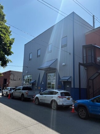 More details for 83-40 72nd Dr, Glendale, NY - Office for Sale