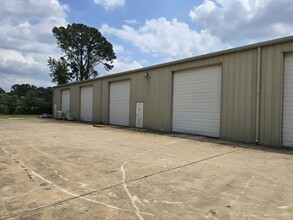 6615 Spring Cypress Rd, Spring, TX for lease Building Photo- Image 2 of 10