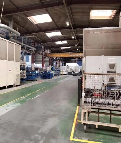 Industrial in Migennes for sale - Interior Photo - Image 2 of 5