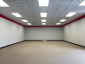 180 Adams Ave, Hauppauge, NY for lease Interior Photo- Image 2 of 3