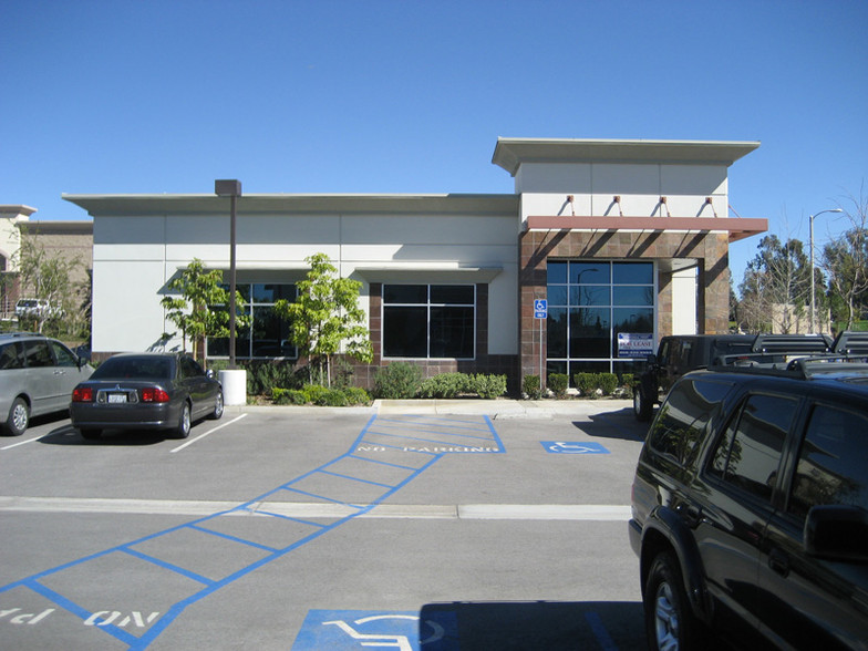 1652 Plum Ln, Redlands, CA for lease - Building Photo - Image 3 of 5