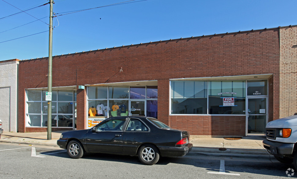 223 W Walnut St, Goldsboro, NC for lease - Primary Photo - Image 1 of 3