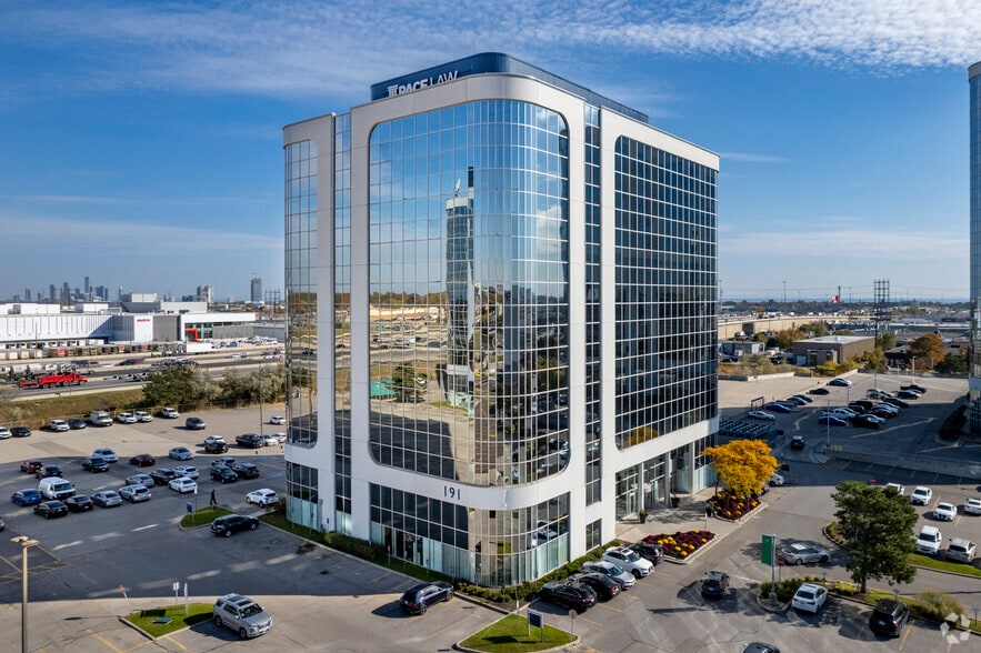 191 The West Mall, Toronto, ON for lease - Building Photo - Image 2 of 5