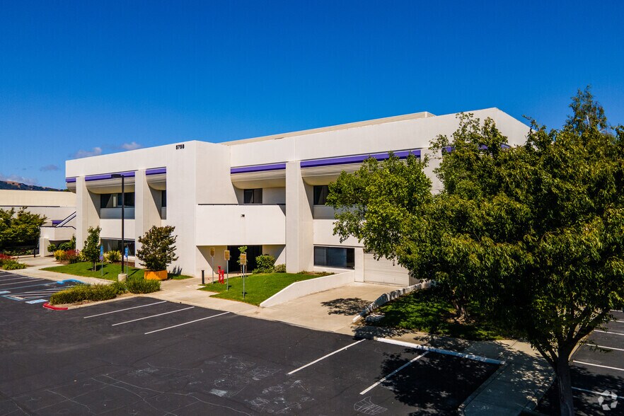 5758 W Las Positas Blvd, Pleasanton, CA for lease - Building Photo - Image 3 of 6