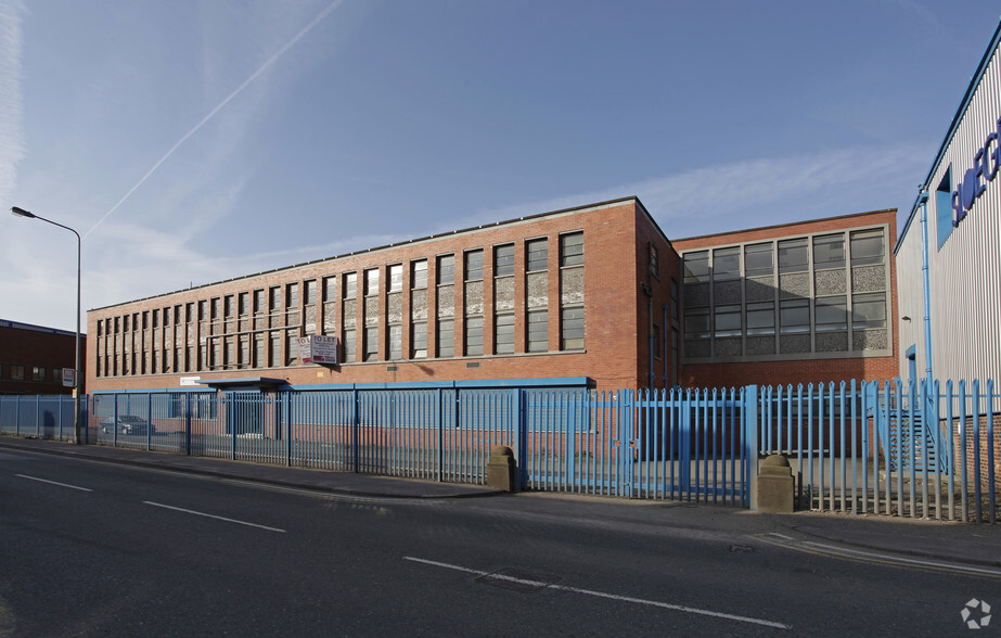 Langley Rd, Salford for sale - Primary Photo - Image 1 of 1