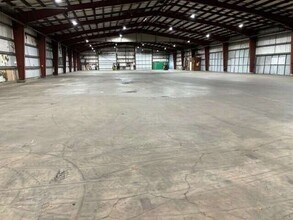 12700 SW Hall Blvd, Tigard, OR for lease Interior Photo- Image 2 of 3