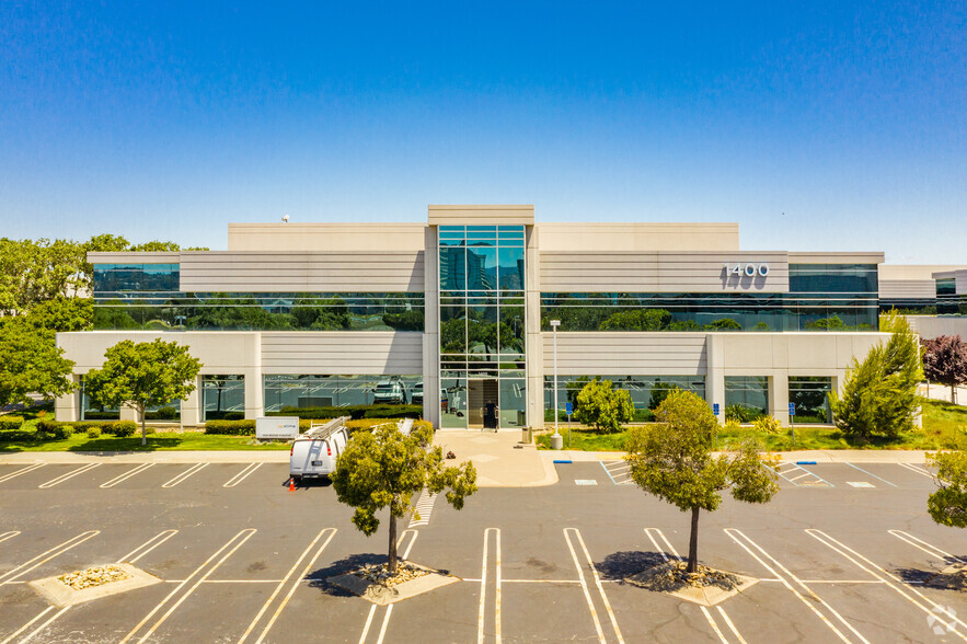 1400 Bridge Pky, Redwood City, CA for lease - Building Photo - Image 2 of 37