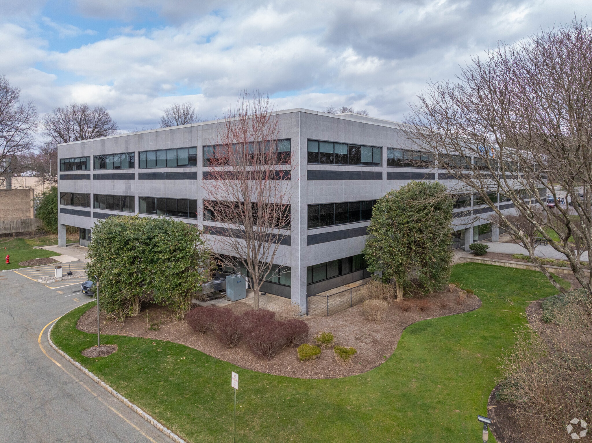 10 Lanidex Plz W, Parsippany, NJ for lease Primary Photo- Image 1 of 17