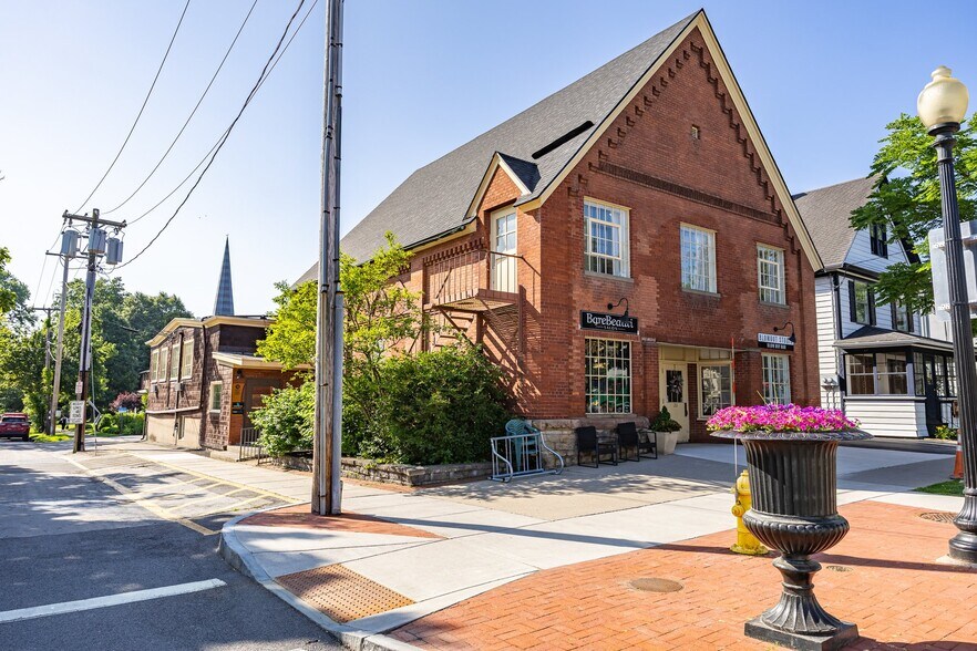 16-20 S Main St, Pittsford, NY for lease - Building Photo - Image 1 of 27
