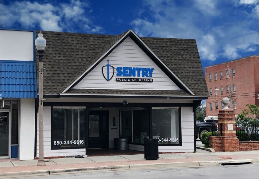 571 Harrison Ave, Panama City, FL 32401