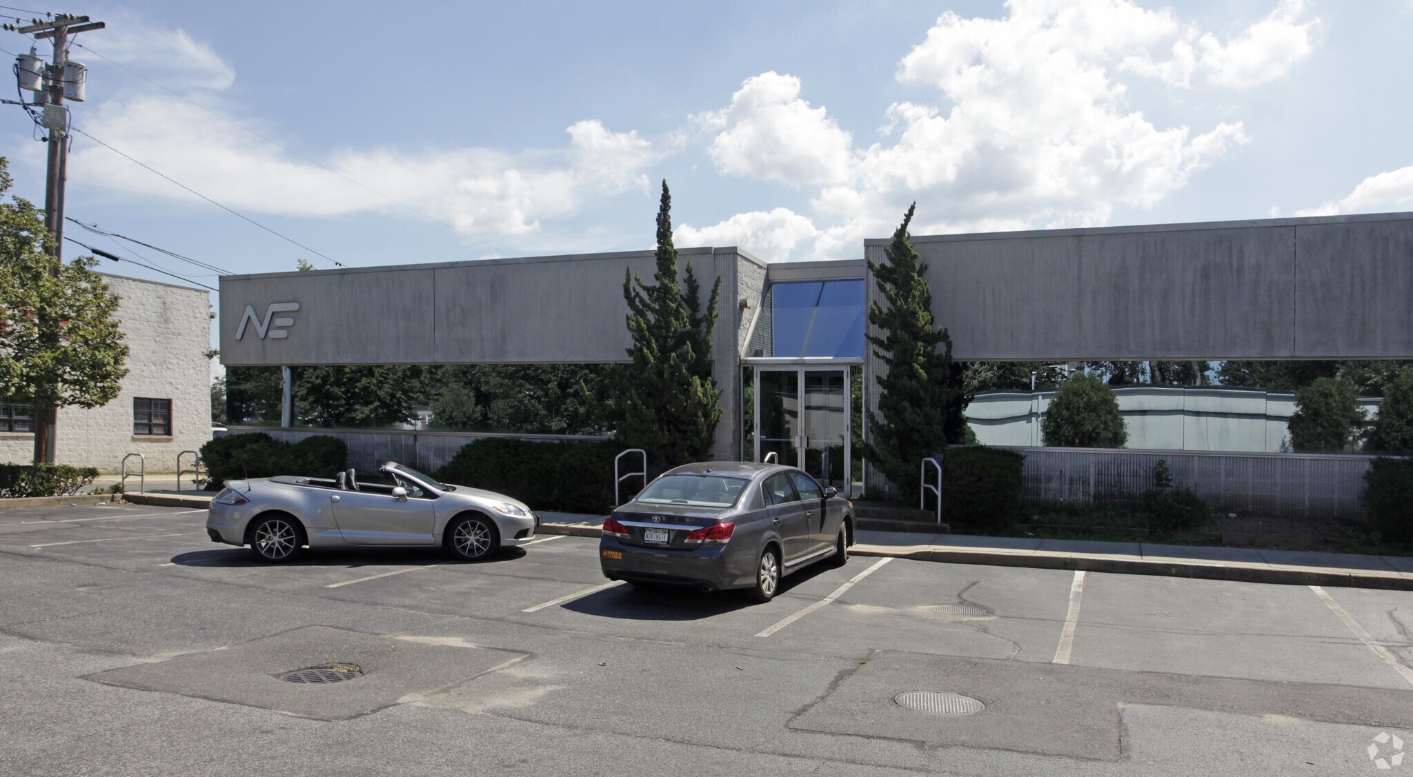 63 Depot Rd, Huntington Station, NY for sale Primary Photo- Image 1 of 1