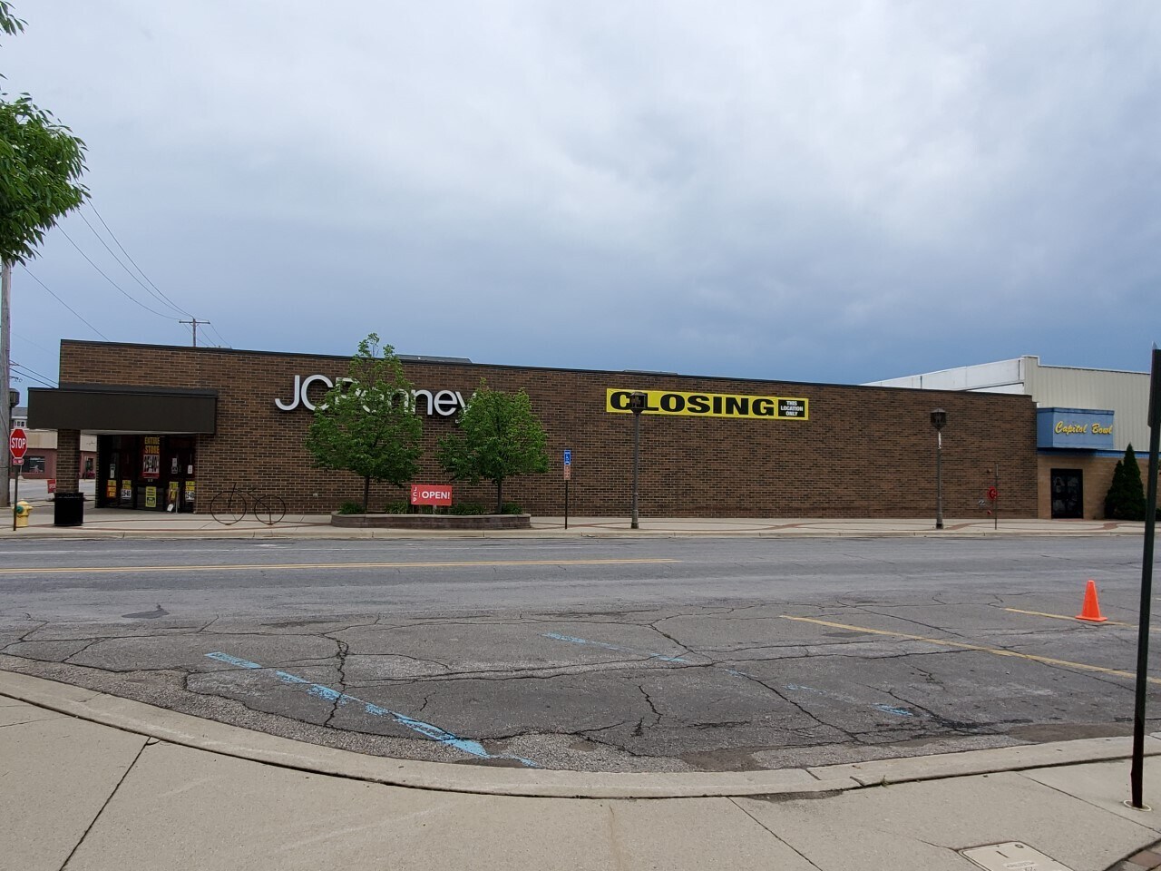 201 S Washington St, Owosso, MI for sale Primary Photo- Image 1 of 1