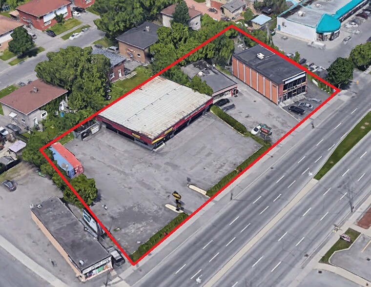 1064 St Laurent Blvd, Ottawa, ON for sale - Building Photo - Image 1 of 3