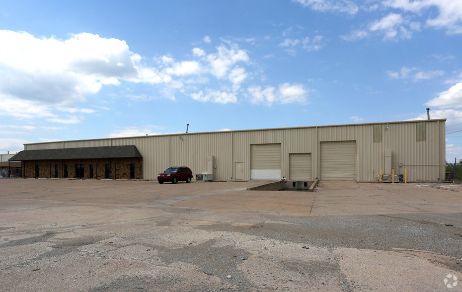 12337 E 1st St, Tulsa, OK for lease - Building Photo - Image 2 of 2
