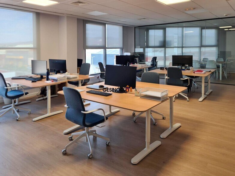 Office in Ontinyent, Valencia for lease - Building Photo - Image 2 of 13