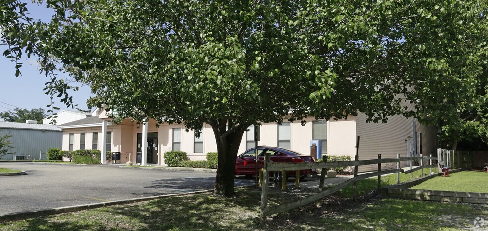 1514 Lindberg Dr, Slidell, LA for sale - Building Photo - Image 2 of 2