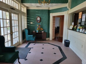 1005 Pinellas St, Clearwater, FL for lease Interior Photo- Image 1 of 7