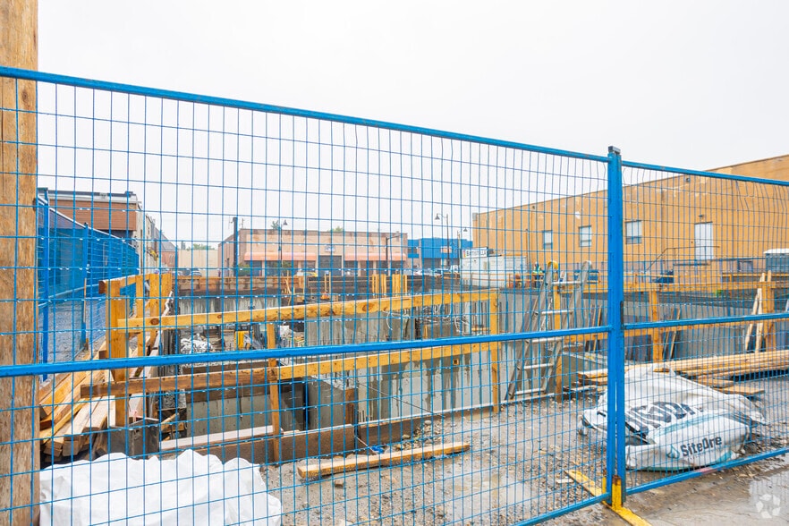 1429 9 Av SE, Calgary, AB for lease - Primary Photo - Image 2 of 5