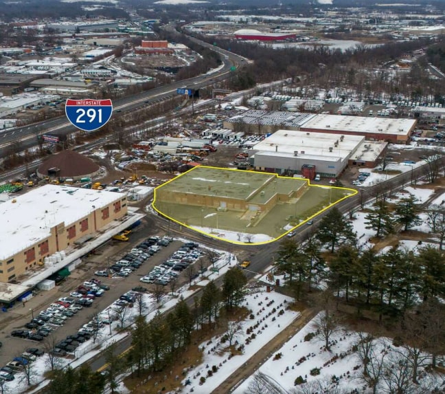 120 Tapley St, Springfield, MA for lease - Building Photo - Image 1 of 8