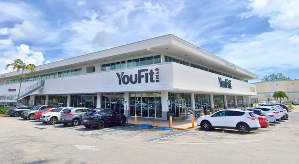 561 NE 79th St, Miami, FL for lease - Building Photo - Image 3 of 5