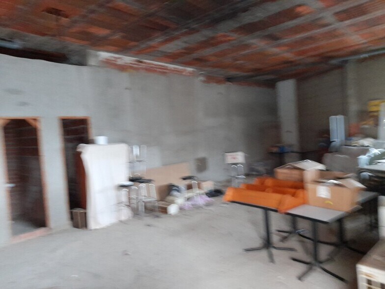 Retail in Cáceres for sale - Building Photo - Image 3 of 5