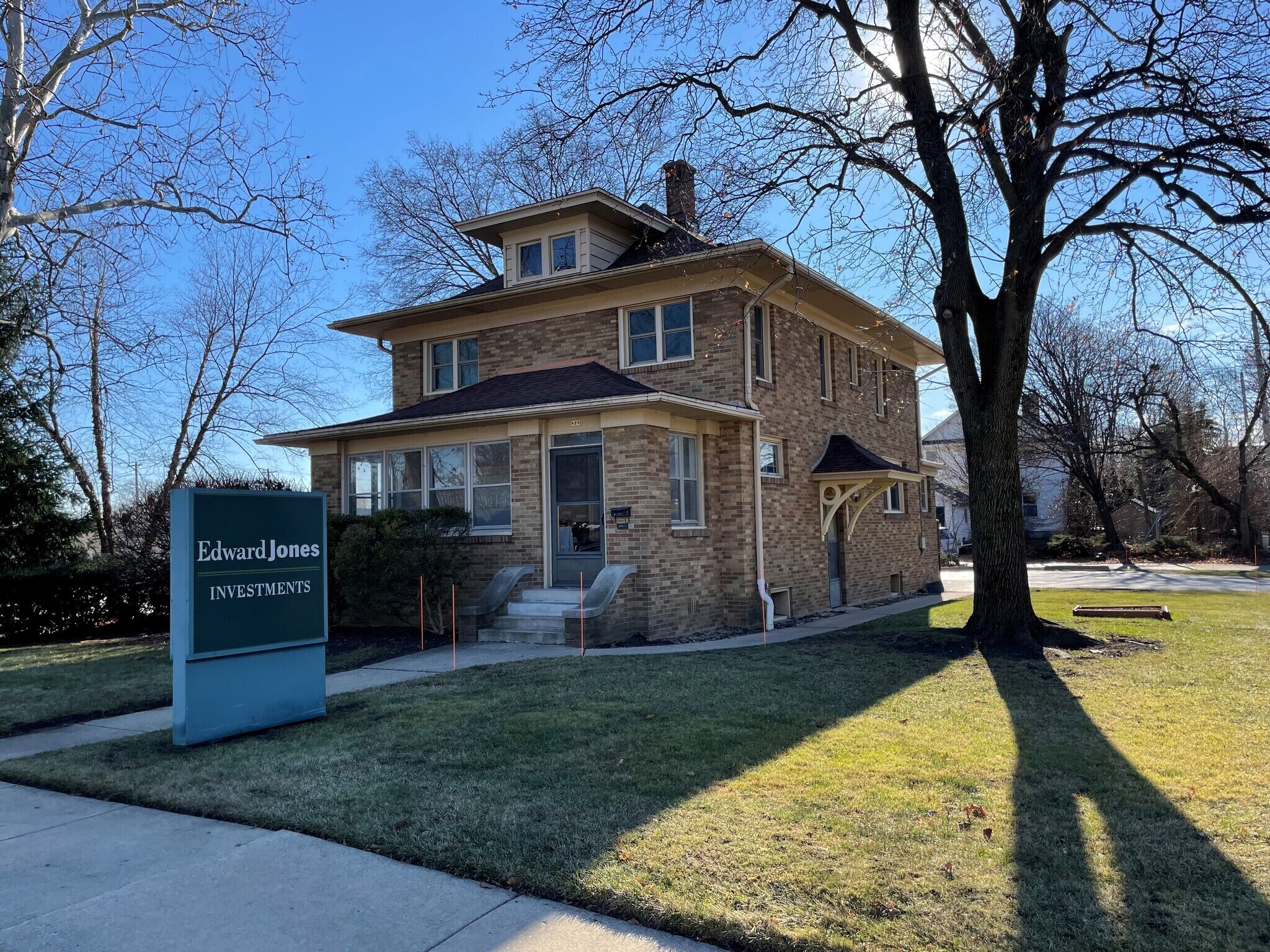 828 W State St, Geneva, IL for sale Building Photo- Image 1 of 1