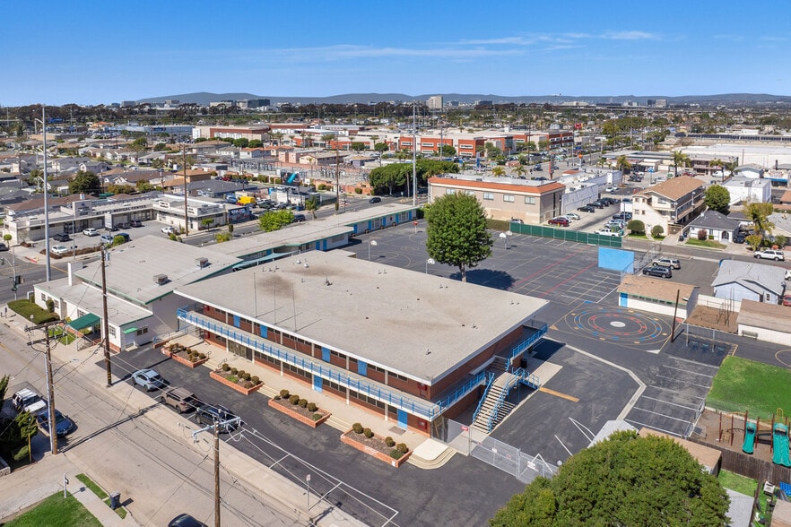 4755 130th st, Hawthorne, CA for lease - Primary Photo - Image 1 of 60