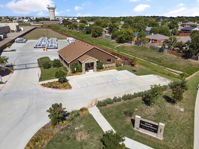 5805 Starnes Rd, Watauga, TX for sale - Building Photo - Image 2 of 14