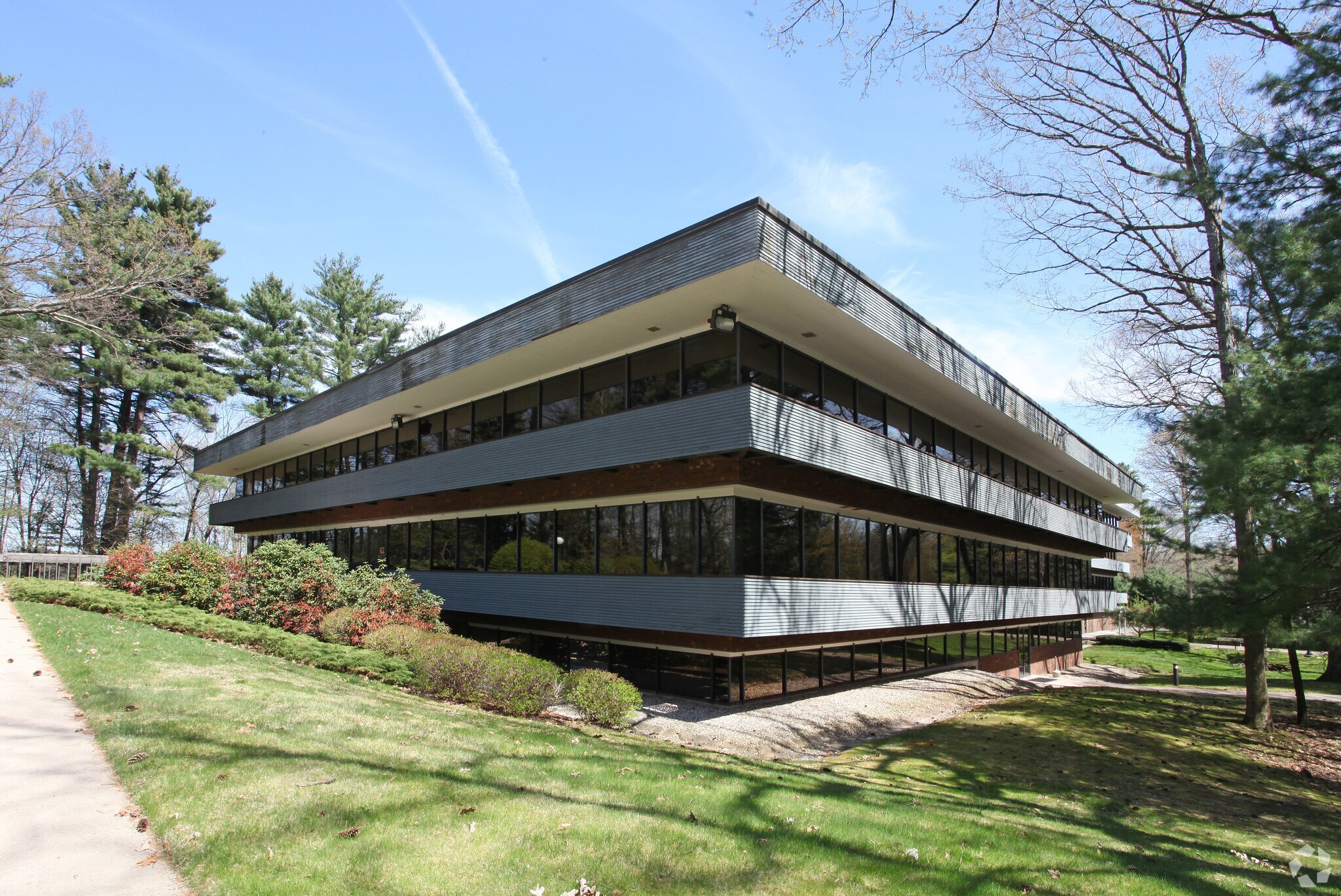 20 Security Dr, Avon, CT for sale Primary Photo- Image 1 of 1